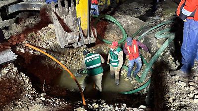Fuga en acueducto activa reparación urgente y plan de abasto en Victoria