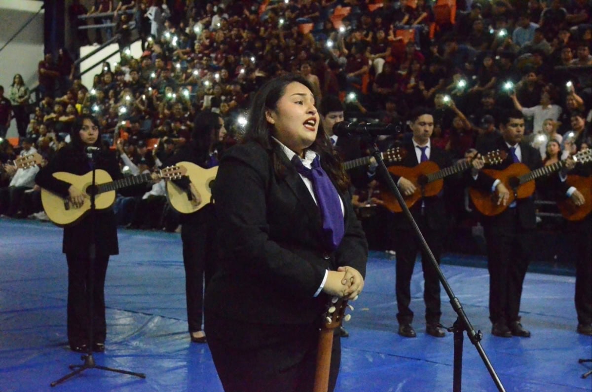 Rondalla de la UPV conquista el regional y asegura boleto a la fase nacional