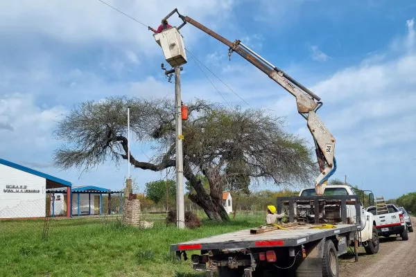 Electrificación rural avanza como obra social de largo alcance