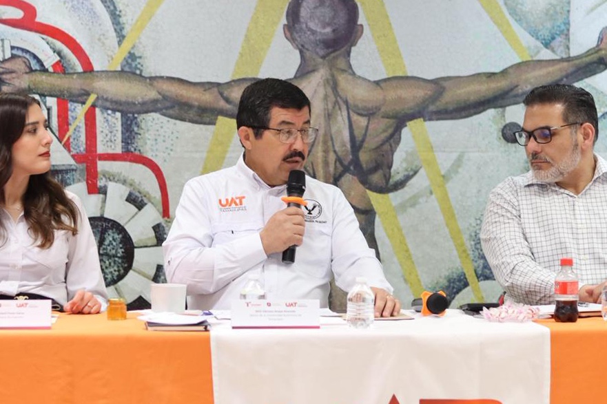 UAT impulsa futuro estudiantil con movilidad global y alianzas empresariales
