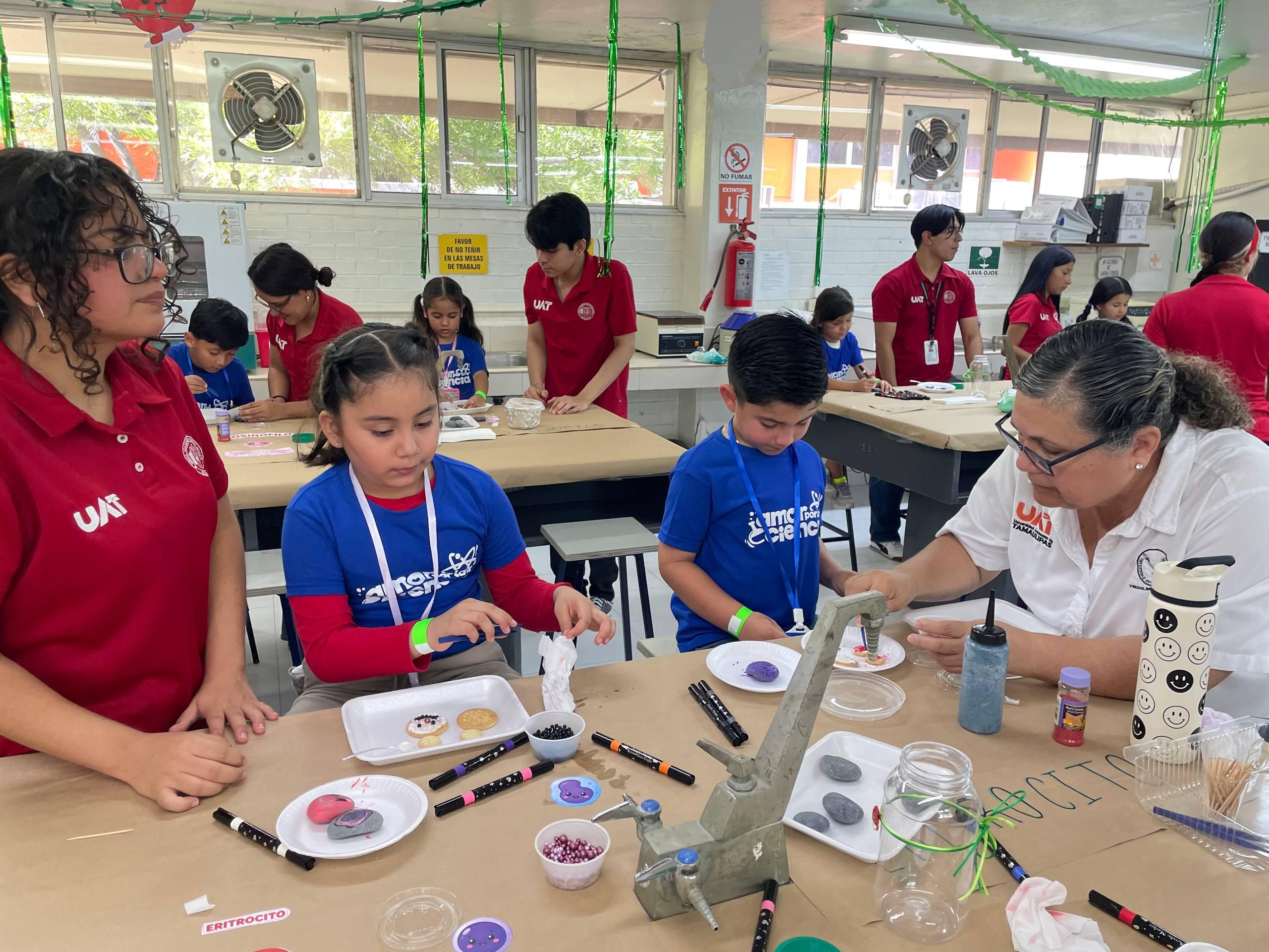 Campamento Amor por la Ciencia inicia actividades en Reynosa